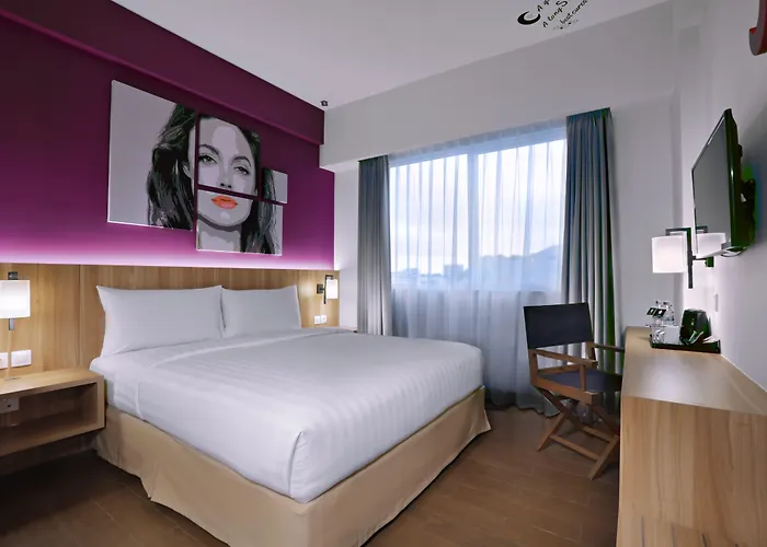 Fame Hotel Sunset Road